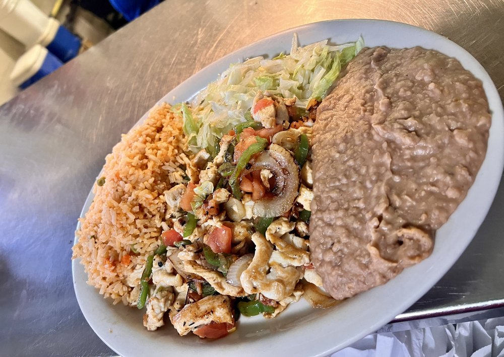 EL TEQUILA MEXICAN RESTAURANT Updated August 2024 35 Photos & 40