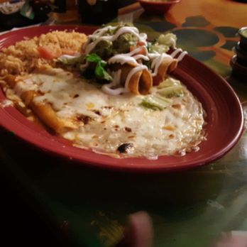 Salsa & Beer - Number 11 combo - Mexican Near Me - Van Nuys, California