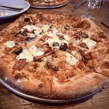 Wood & Grain - Fig, leek, and prosciutto pizza with hot honey - Pizza Near Me - Mount Pleasant, South Carolina