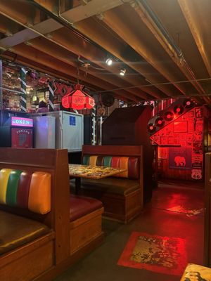 Barney’s Beanery Santa Monica by null