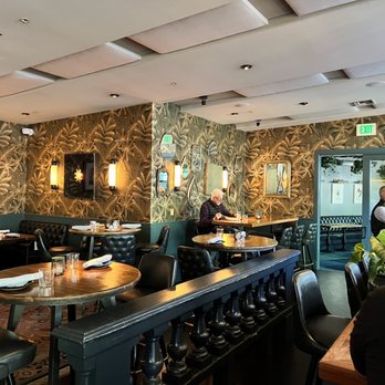 Bungalow 44 - the dining area of a restaurant - New American Near Me - Mill Valley, California Bungalow 44 - the dining area of a restaurant - New American Near Me - Mill Valley, California