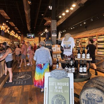 Tennessee Homemade Wines - Wineries Near Me - Sevierville, Tennessee Tennessee Homemade Wines - Wineries Near Me - Sevierville, Tennessee