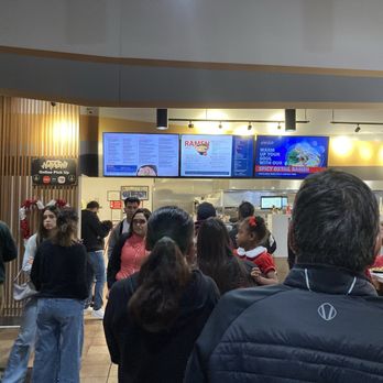 Ramen Hayashi - Busy night! - Ramen Near Me - Fresno, California Ramen Hayashi - Busy night! - Ramen Near Me - Fresno, California