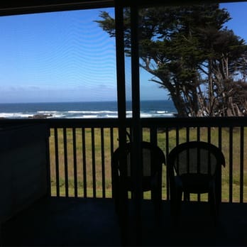 Beachcomber Motel - All rooms come equipped with a view. - Hotels Near Me - Fort Bragg, California