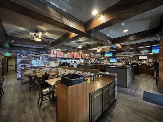 JAKE’S OF WILLOW GLEN - Updated May 2025 - 641 Photos & 655 Reviews