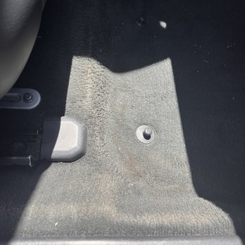 A Professional Touch - Dirty carpets. They looked like this when I took it there. Not any cleaner. - Auto Detailing Near Me - Provo, Utah