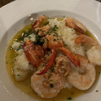 The Gryphon - Seafood Grits - New American Near Me - Burlington, Vermont