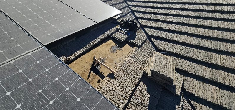 Slide of A & B Roofing