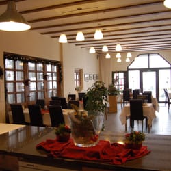 Hof Löbke GmbH & Co. KG - Innenansicht des Hofcafés