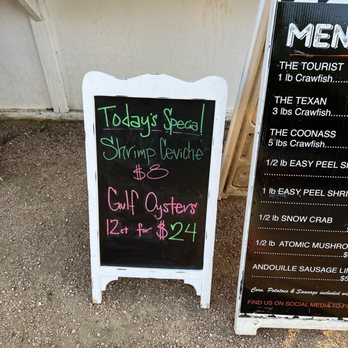 Willie's Joint Bar and Grill - Bars Near Me - Buda, Texas