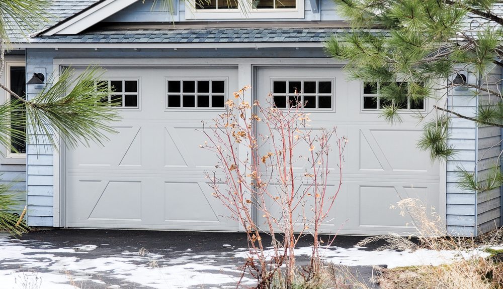 CASCADE DOOR Updated July 2024 18 Photos 1101 E 1st St, Cle Elum