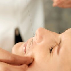 Eyebrow Station