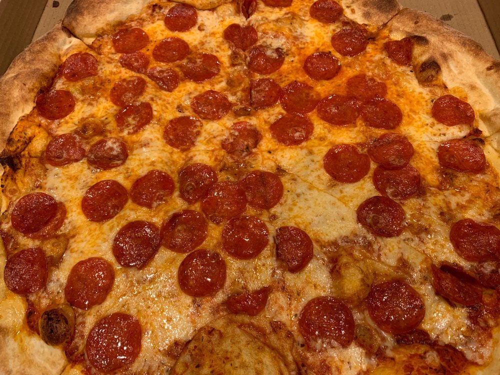 Maxwell’s Pizza & Cheesesteaks Pizza 11248 Kestrel Rise Rd, South