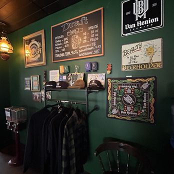 Van Henion Brewing - Beer Bar Near Me - Bend, Oregon