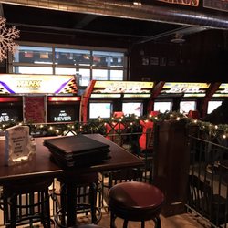 Schanks Sports Grill - Arcades