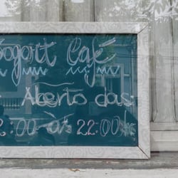 Bogart Café