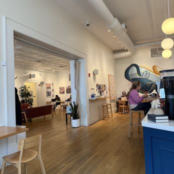 Lekko Coffee - Interior - Coffee & Tea Near Me - Cleveland, Ohio