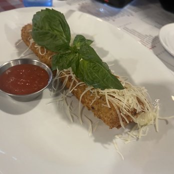Auntie Pasto's - Fried Mozzarella with Marinara - Italian Near Me - Honolulu, Hawaii Auntie Pasto's - Fried Mozzarella with Marinara - Italian Near Me - Honolulu, Hawaii