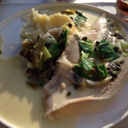 In 't Hapertje - Aile de raie, sauce au câpres et poireaux