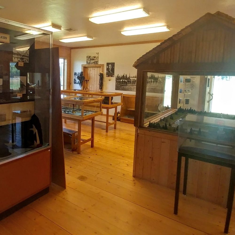 Fort Klamath Museum - Small museum - Museums Near Me - Fort Klamath, Oregon