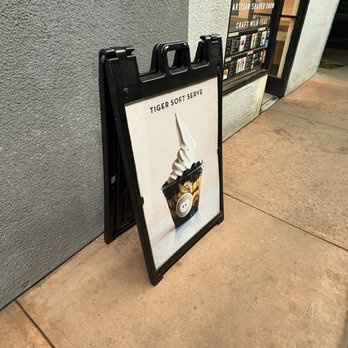 Iceskimo - Ice Cream & Frozen Yogurt Near Me - San Diego, California