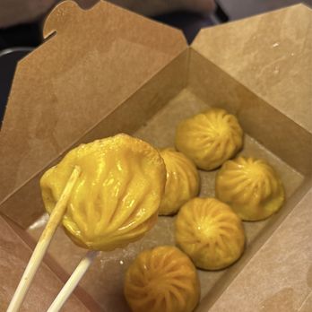 Dumpling District - Chicken Soup Dumplings [6] 鸡肉小笼 - Dim Sum Near Me - Laurel, Maryland