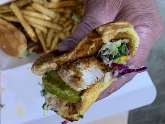 Dave's Hot Chicken by null