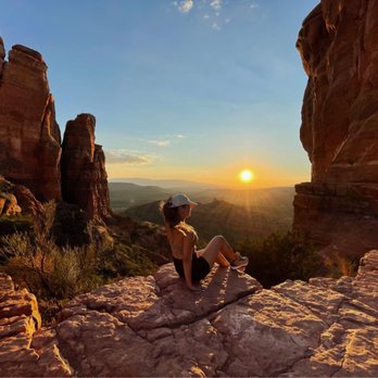 Cathedral Rock - Cathedral Rock sunset views - Hiking Near Me - Sedona, Arizona Cathedral Rock - Cathedral Rock sunset views - Hiking Near Me - Sedona, Arizona