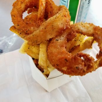 Burger Lounge - Fries and rings side - Burgers Near Me - Walnut Creek, California Burger Lounge - Fries and rings side - Burgers Near Me - Walnut Creek, California