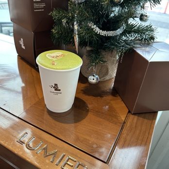 Lumiere Cafe - Cafes Near Me - Vancouver, British Columbia