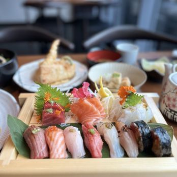 Sushi Hana - Sushi Bars Near Me - Los Angeles, California