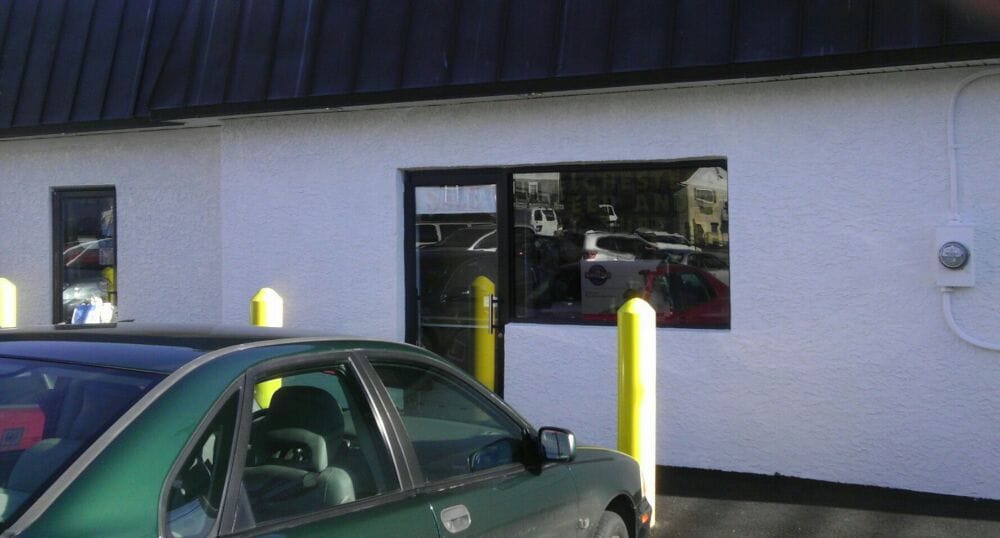 DELCHESTER DISCOUNT FEED & PET SUPPLY Updated September 2024 32 S