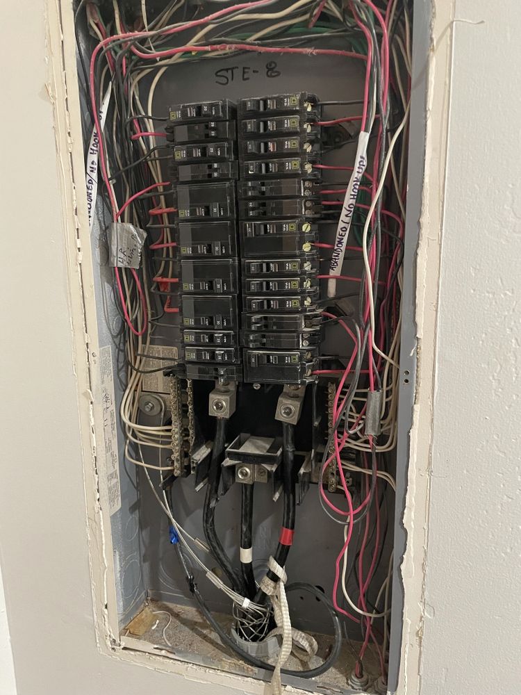 Slide of Fast Fix Electrician San Diego