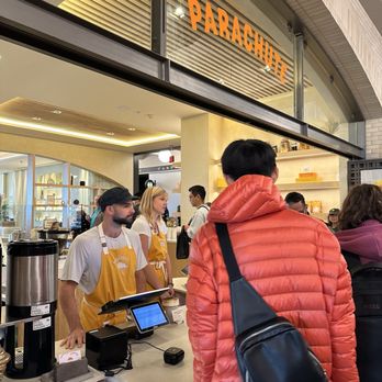Parachute Bakery - Almost no line on Tuesday afternoon - Cafes Near Me - San Francisco, California