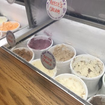 Mad Martha's Ice Cream - Ice Cream & Frozen Yogurt Near Me - Edgartown, Massachusetts