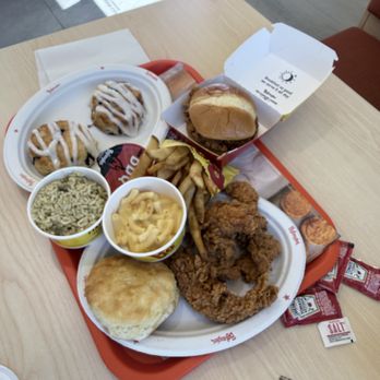 Bojangles - Bo-Berry Biscuits, Dirty Rice, Mac, Biscuit, Tenders, Fries and Sandwich. - Fast Food Near Me - Manor, Texas