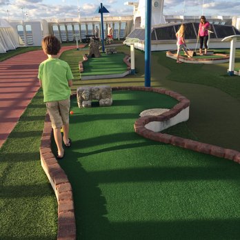 Carnival Elation - Mini golf course - Tours Near Me