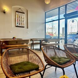 The Bep Teahouse at Grant - Interior