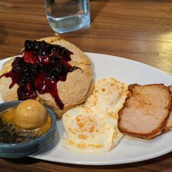 Mowrey’s - Big biscuit platter