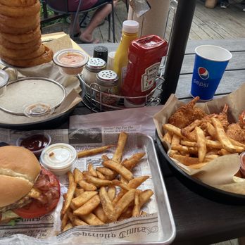 Embers Brew House - Whiskey river burger, onion rings, butterfly shrimp - Pizza Near Me - Joseph, Oregon