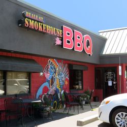 Beale St. Smokehouse BBQ - Beale St. smokehouse BBQ sign & entrance