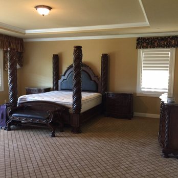 Carpets 4U - Big furniture, no problem! - Flooring Near Me - Anaheim, California