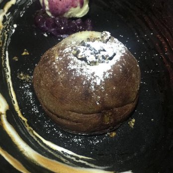Lee - Molten cake - Asian Fusion Near Me - Toronto, Ontario Lee - Molten cake - Asian Fusion Near Me - Toronto, Ontario