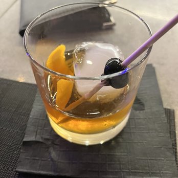 Spire 73 - Old fashioned (Knob creek bourbon) - Cocktail Bars Near Me - Los Angeles, California Spire 73 - Old fashioned (Knob creek bourbon) - Cocktail Bars Near Me - Los Angeles, California