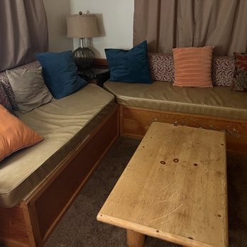 Big Bear Vacations - WORST sofa ever. - Vacation Rentals Near Me - Big Bear Lake, California Big Bear Vacations - WORST sofa ever. - Vacation Rentals Near Me - Big Bear Lake, California