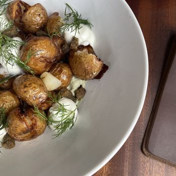 Lulu Bar - smashed potatoes - Cocktail Bars Near Me - Toronto, Ontario