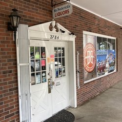 Sir Frederick's Liquors