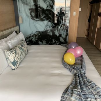 Renaissance Cancun Resort & Marina - Our corner room was spacious with a huge terrace - Hotels Near Me - Cancún, ROO