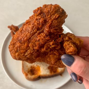 Howlin' Ray's - One of three Wings ($9), medium spice level, swiftly delivered via Postmates - Southern Near Me - Los Angeles, California Howlin' Ray's - One of three Wings ($9), medium spice level, swiftly delivered via Postmates - Southern Near Me - Los Angeles, California