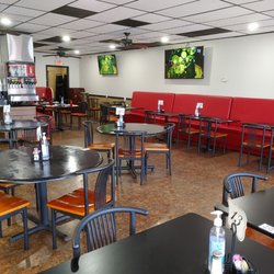 Raja Mediterranean Food & Grill - Interior